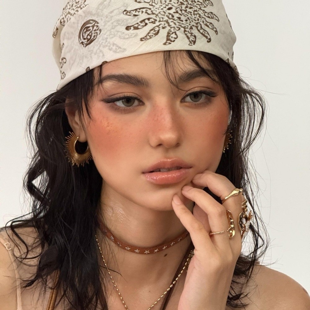 レトロフラワースクエアヘッドスカーフ Y2K ヒップホッププ - Art And Craft Hair のレビューと価格